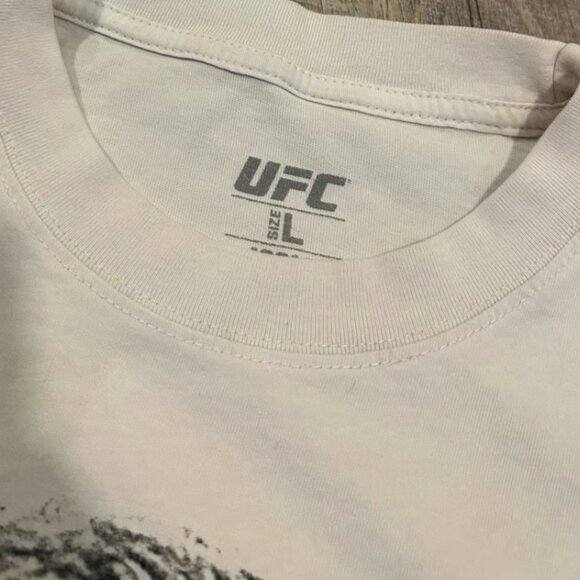 Connor McGregor UFC Megaprint Face Signature Logo T Shirt Size Large - Picture 3 of 5